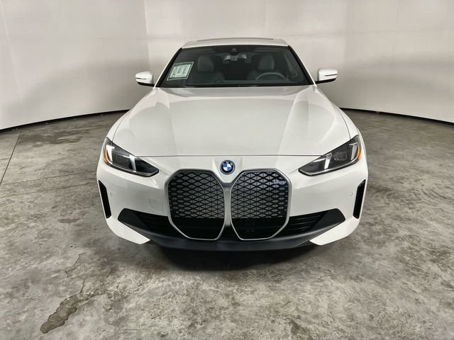 Used 2025 BMW i4 eDrive40 w/ Premium Package RWD image 3