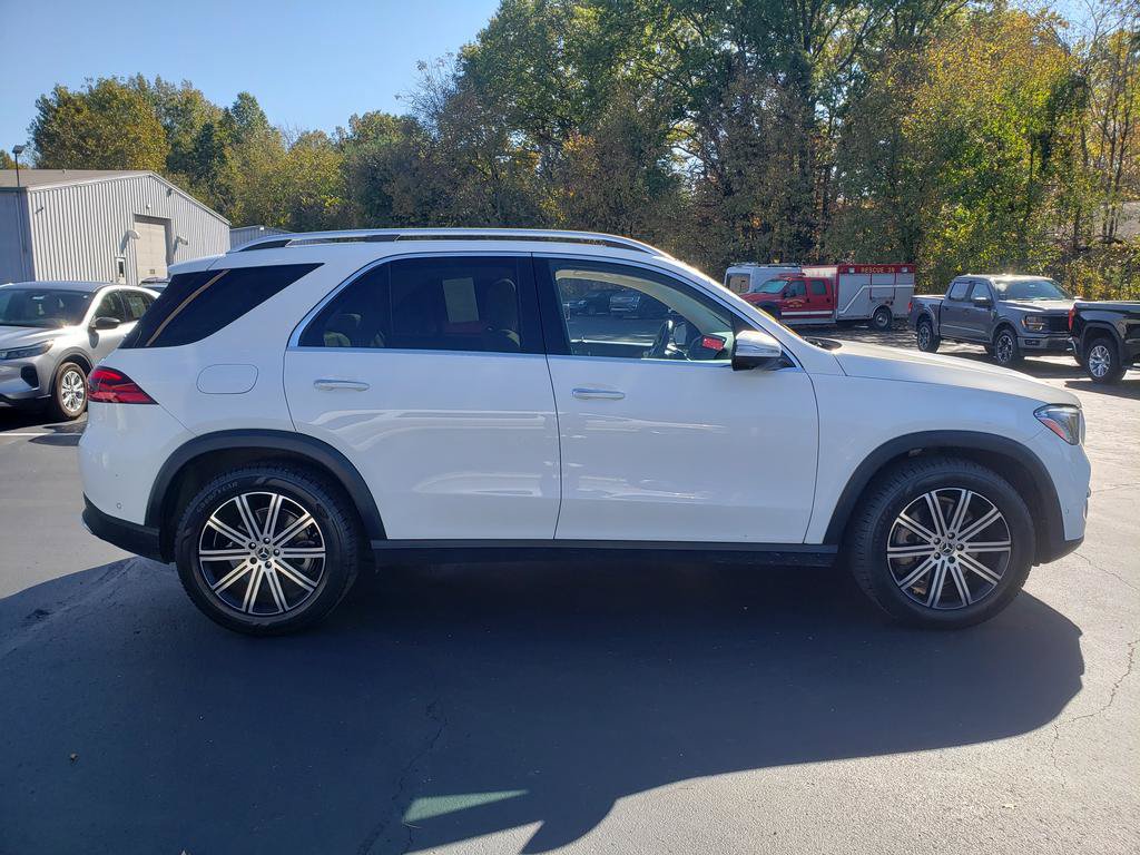 Used 2024 Mercedes-Benz GLE 450 4MATIC image 4
