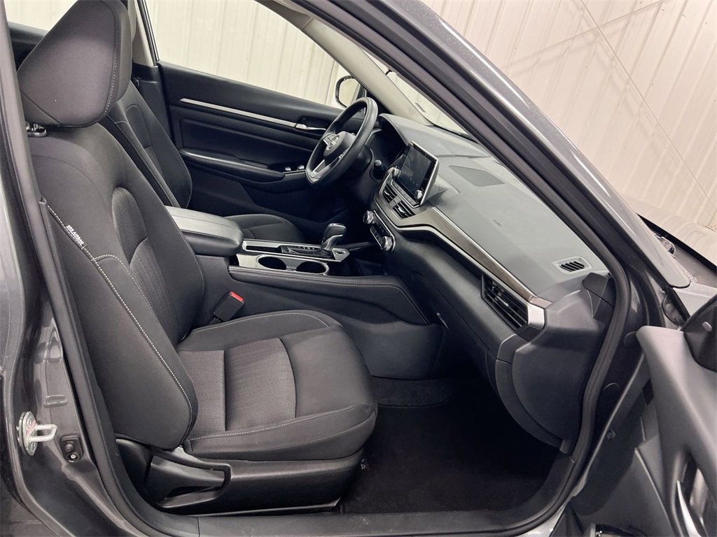 Used 2023 Nissan Altima 2.5 SV image 21