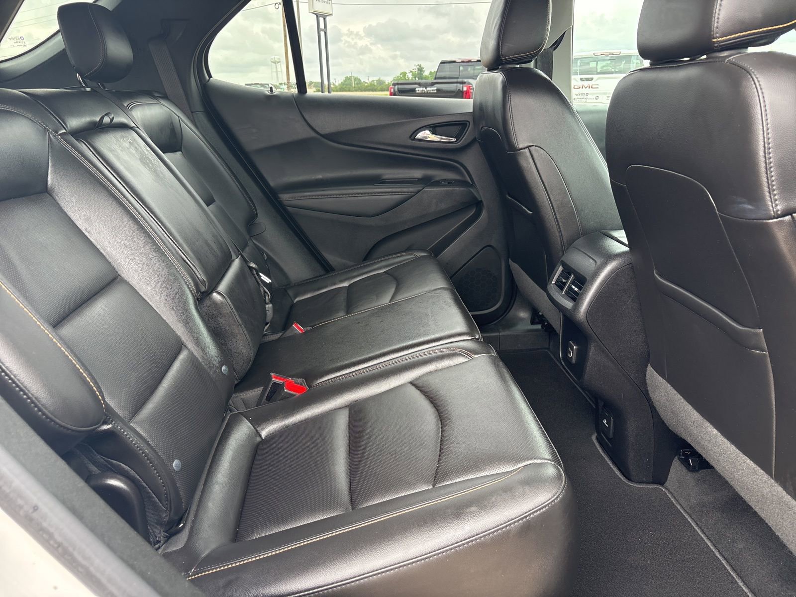 Used 2019 Chevrolet Equinox Premier image 18