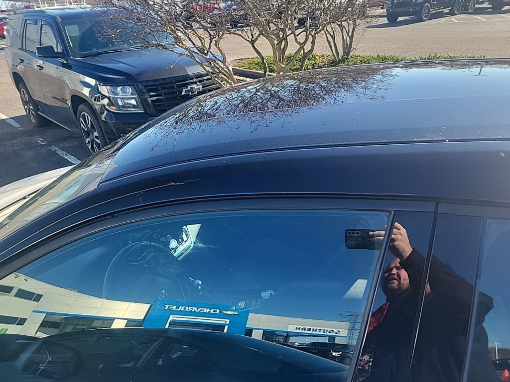 Used 2021 Toyota C-HR Limited image 18