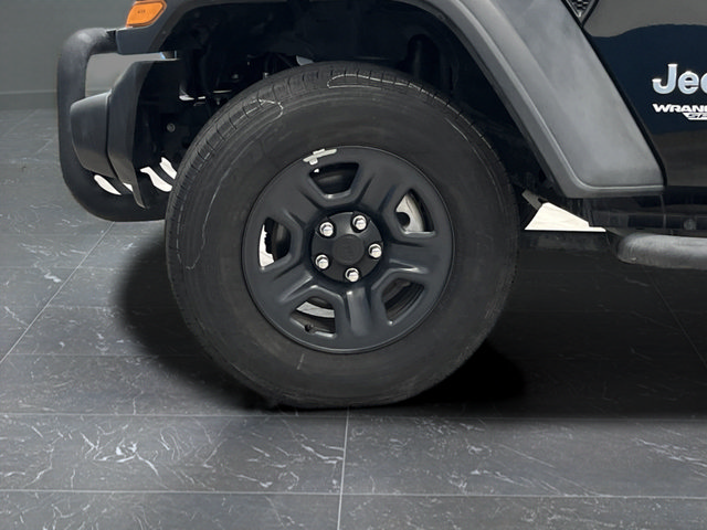 Used 2021 Jeep Wrangler Sport AWD/4WD image 33