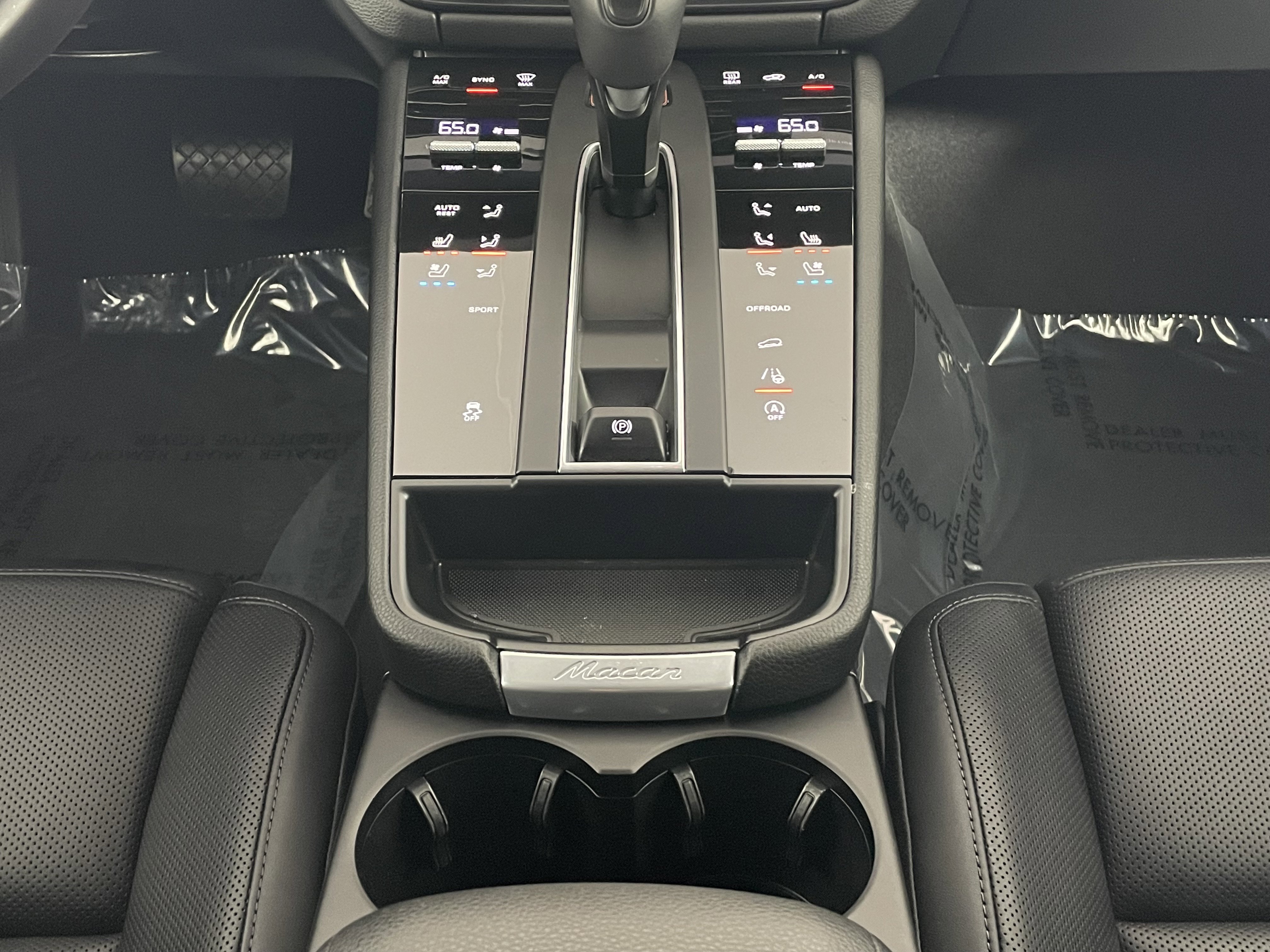 Used 2025 Porsche Macan image 20