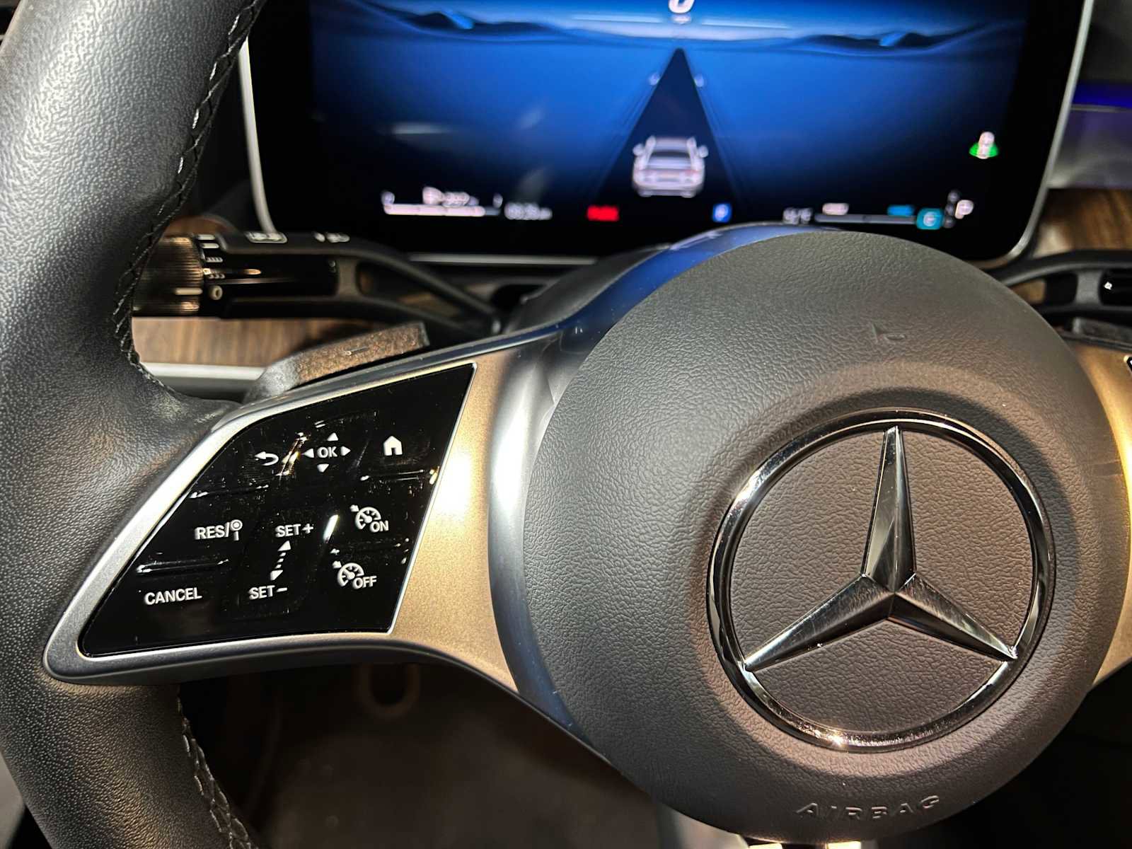 Used 2025 Mercedes-Benz C 300 4MATIC Sedan image 28