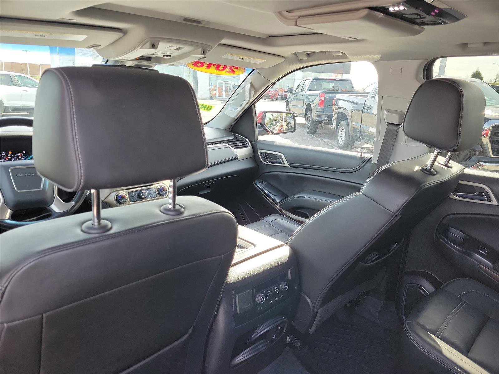 Used 2018 GMC Yukon XL Denali w/ Denali Ultimate Package image 16