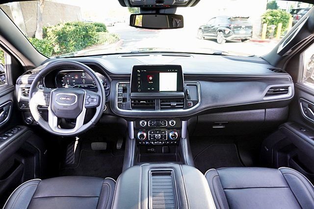Used 2024 GMC Yukon SLT RWD image 20