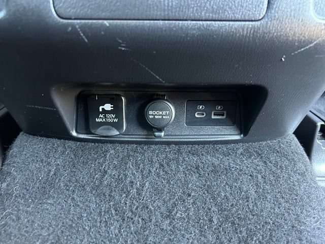 Used 2023 Nissan Armada Platinum w/ Captain's Chairs Package AWD/4WD image 43