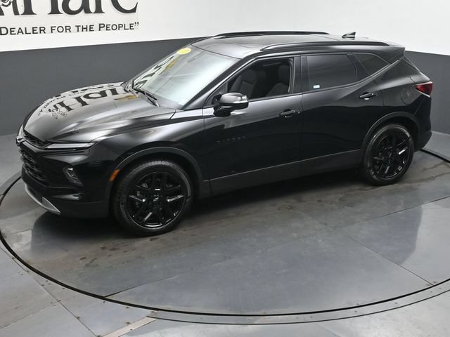 Used 2025 Chevrolet Blazer LT w/ Sound & Technology Package AWD/4WD image 48