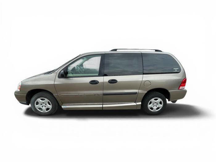 Used 2006 Ford Freestar SE FWD image 2