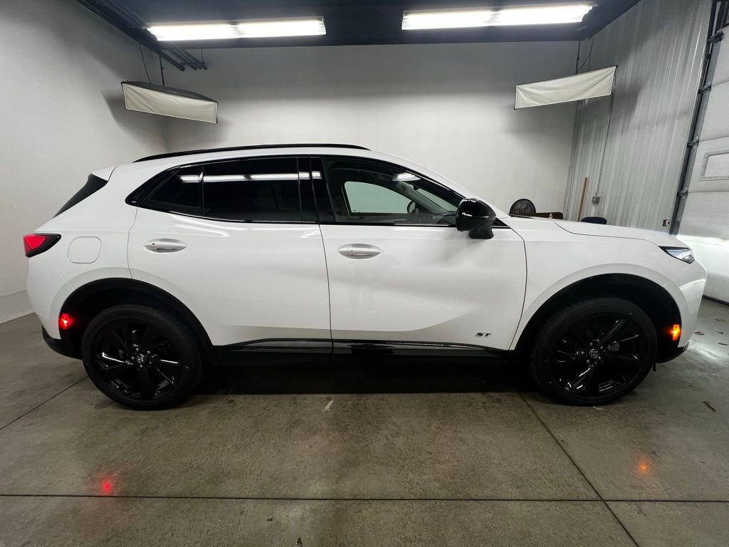 New 2026 Buick Envision Sport Touring image 2