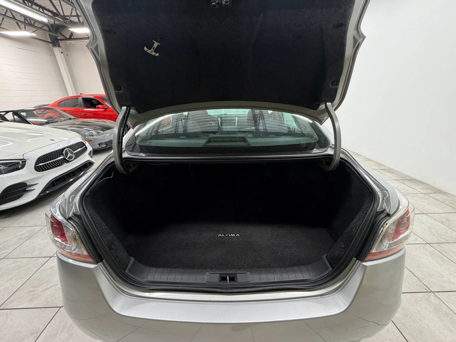 Used 2015 Nissan Altima 2.5 S w/ Power Driver Seat Package FWD image 13
