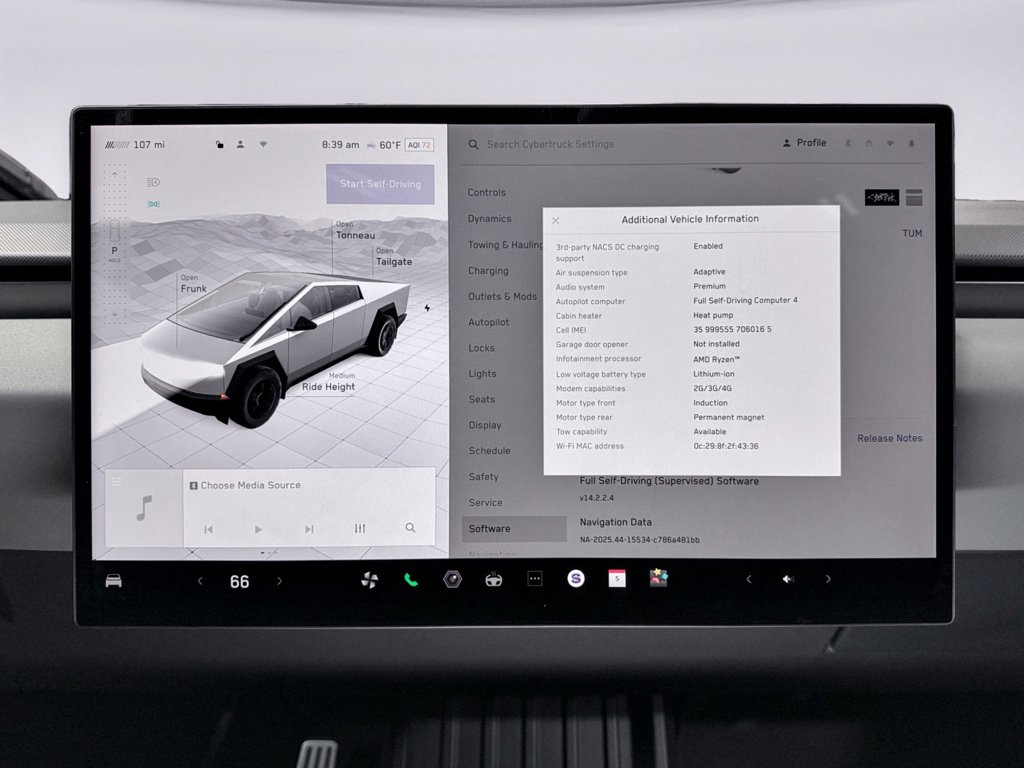 Used 2025 Tesla Cybertruck AWD Crew Cab image 13