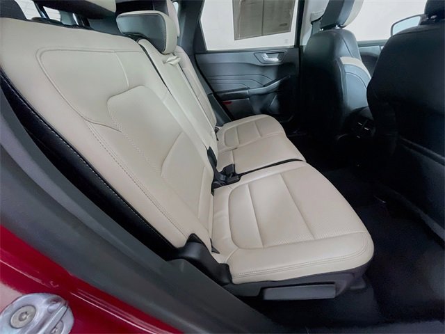 Used 2022 Ford Escape Titanium w/ Class II Trailer Tow Package image 29