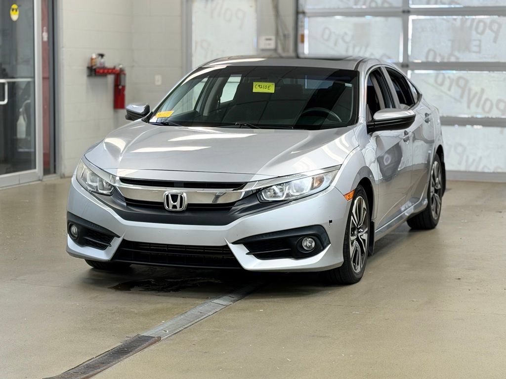 Used 2017 Honda Civic EX-T image 3