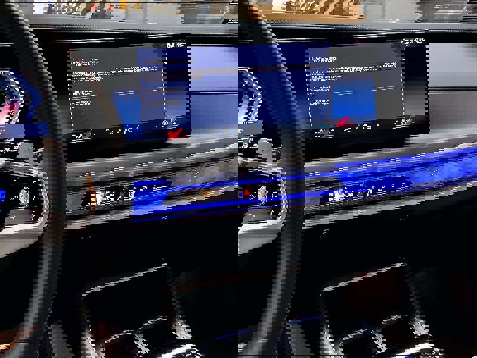 Certified 2025 BMW 760i xDrive 760i xDrive image 9