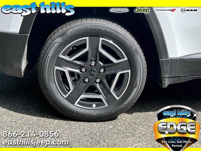 New 2026 Jeep Cherokee Laredo AWD/4WD image 3