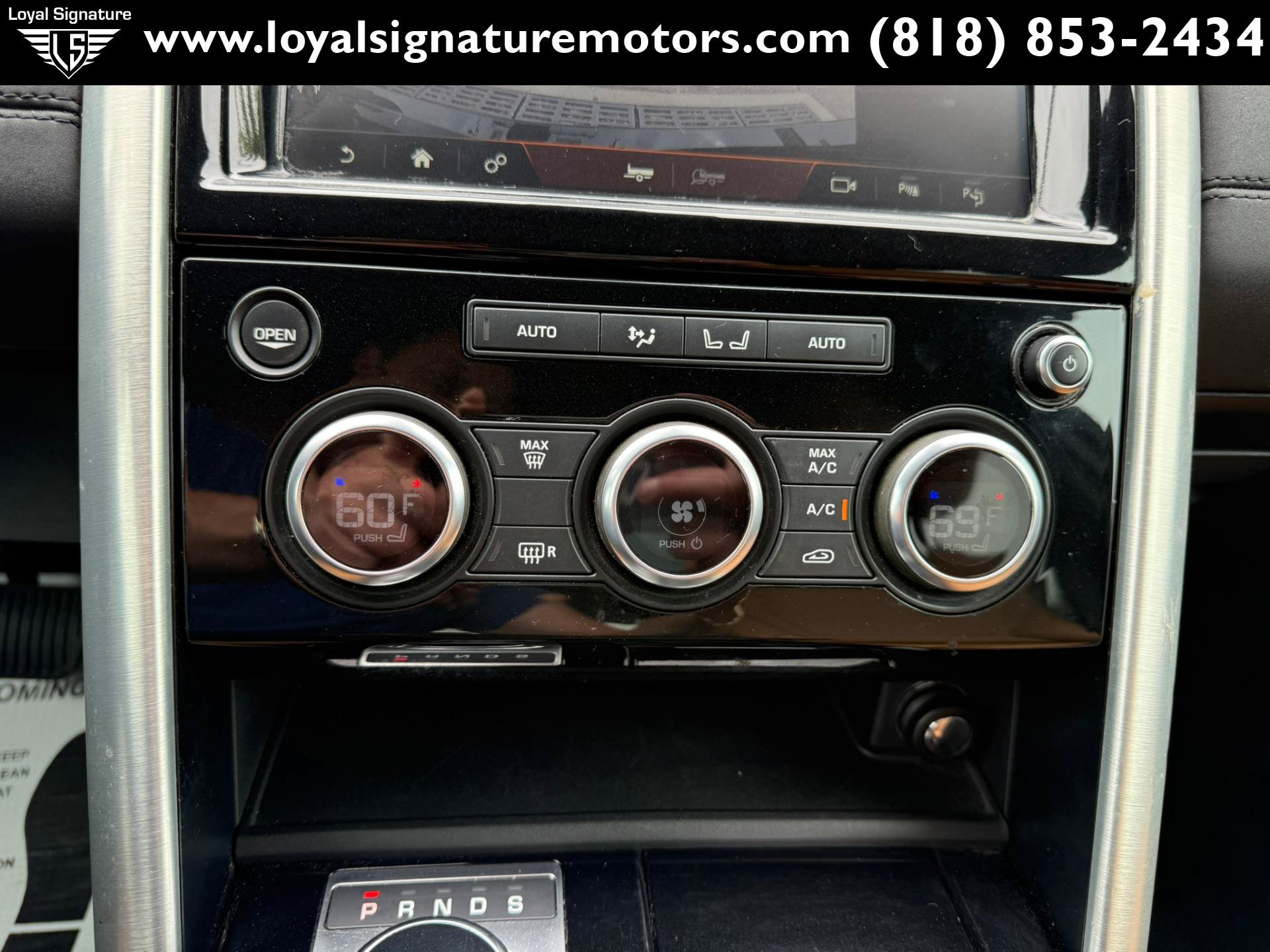 Used 2019 Land Rover Discovery HSE AWD/4WD image 39