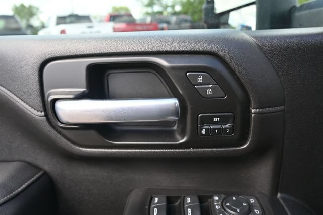 Used 2021 Chevrolet Silverado 2500 LTZ w/ LTZ Premium Package AWD/4WD image 17