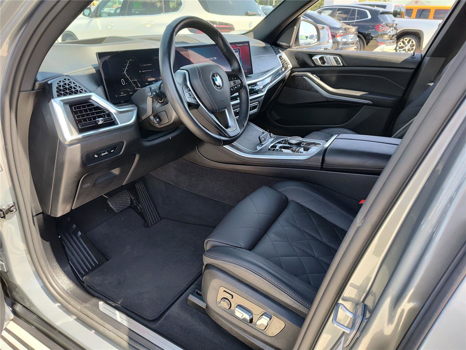 Certified 2025 BMW X5 xDrive40i image 2