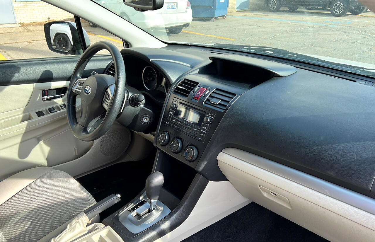 Used 2014 Subaru Crosstrek 2.0i Premium image 10