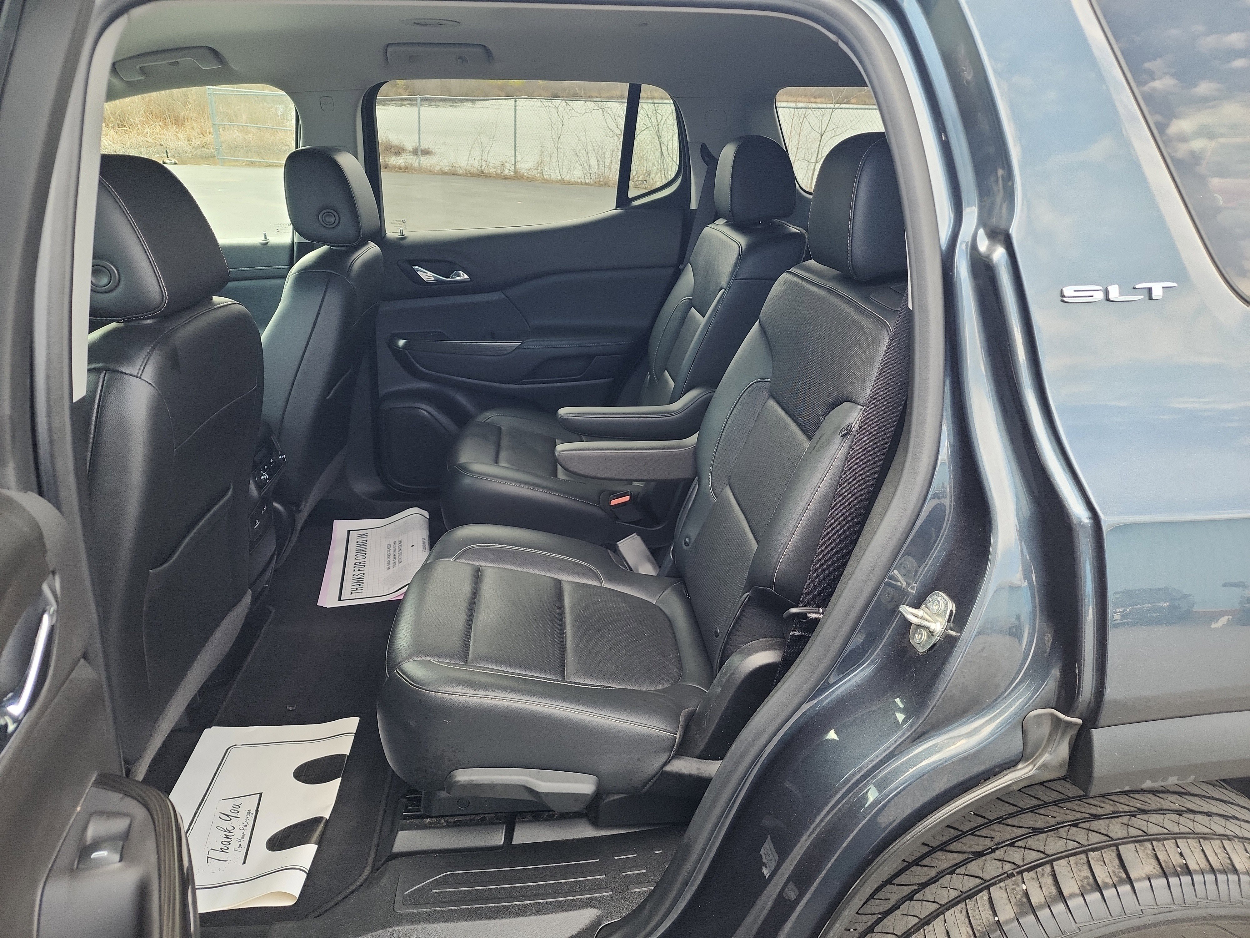 Used 2020 GMC Acadia SLT image 25