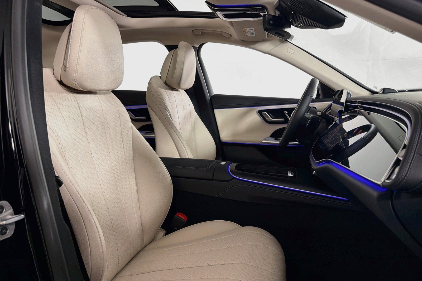 New 2026 Mercedes-Benz E 350 Sedan image 13