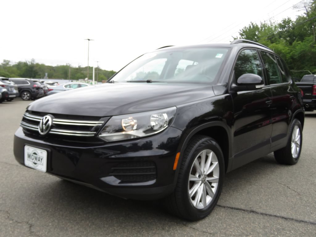 Used 2018 Volkswagen Tiguan Limited w/ Premium Package AWD/4WD image 1