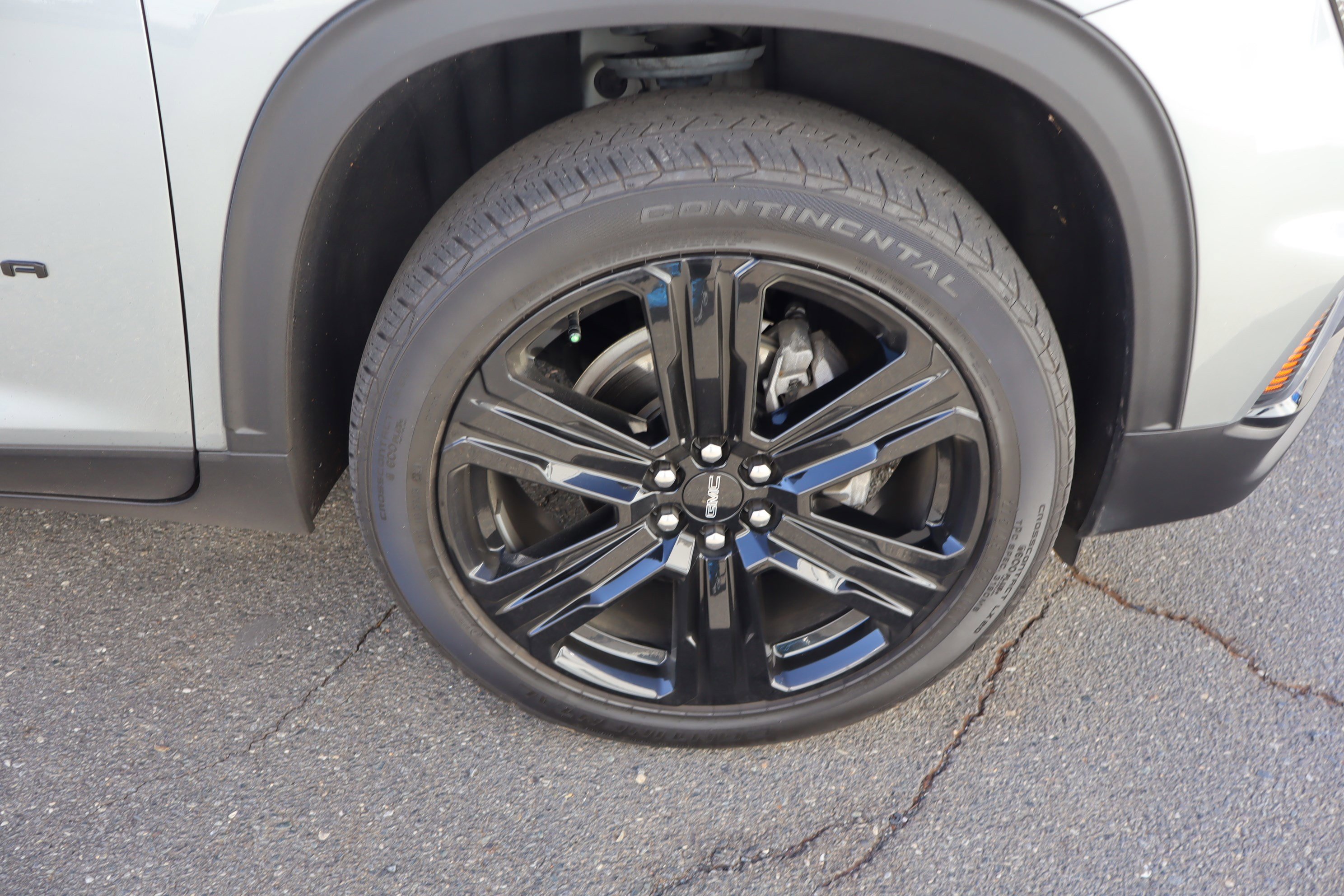 Used 2024 GMC Acadia Elevation w/ Black Edition image 39