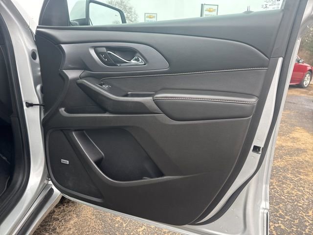 Used 2021 Chevrolet Traverse Premier image 28