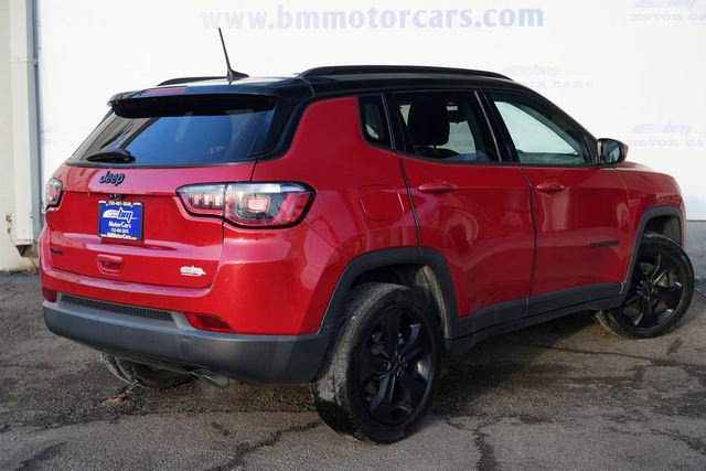 Used 2020 Jeep Compass Latitude image 3