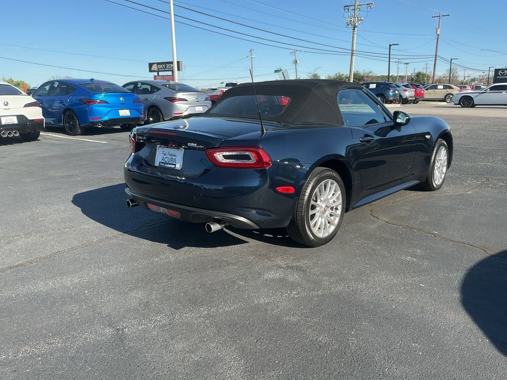 Used 2018 FIAT 124 Spider Classica image 5