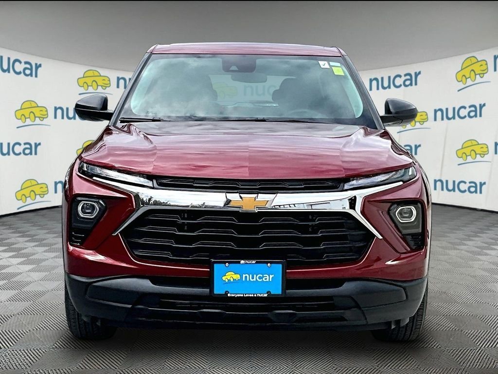 Used 2024 Chevrolet TrailBlazer LS FWD image 2