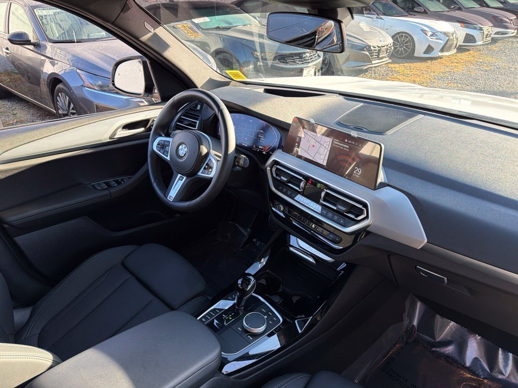 Used 2024 BMW X3 xDrive30i w/ M Sport Package AWD/4WD image 14