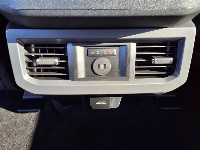 New 2026 Ford F250 Lariat w/ Black Appearance Package AWD/4WD image 7