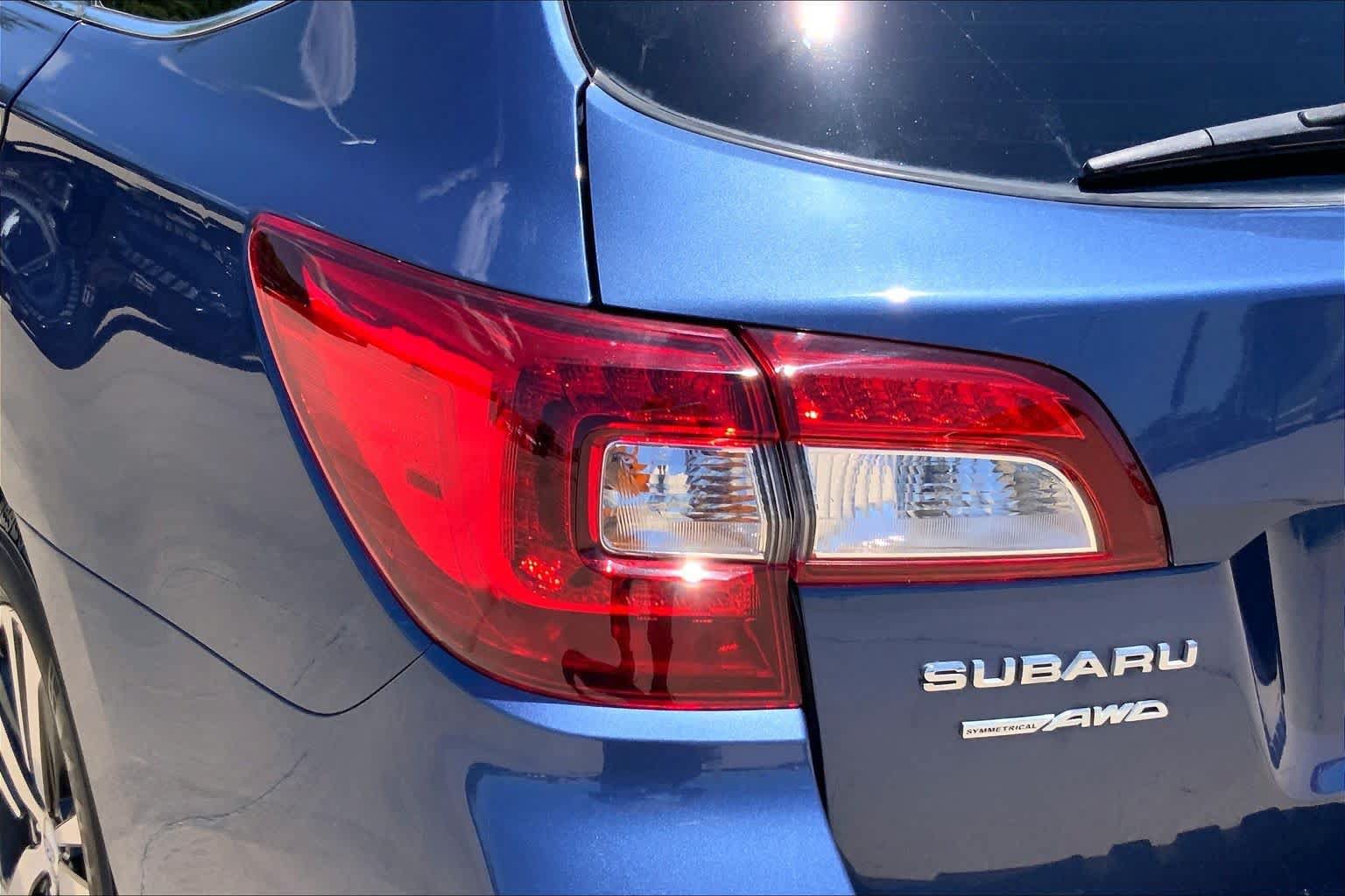 Used 2019 Subaru Outback 3.6R Limited w/ Popular Package #2 AWD/4WD image 27