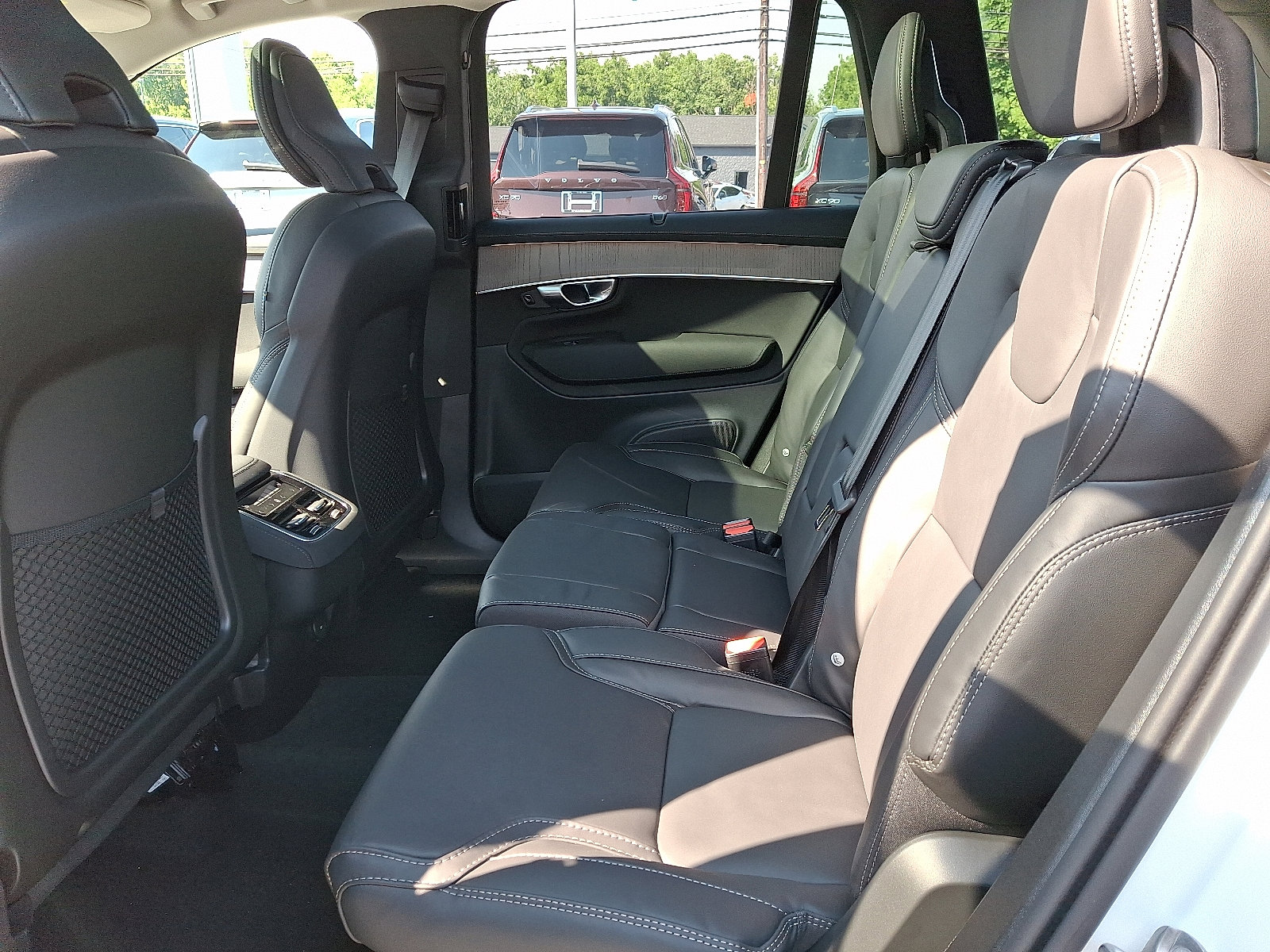 New 2026 Volvo XC90 B6 Ultra w/ Protection Package Premier image 5