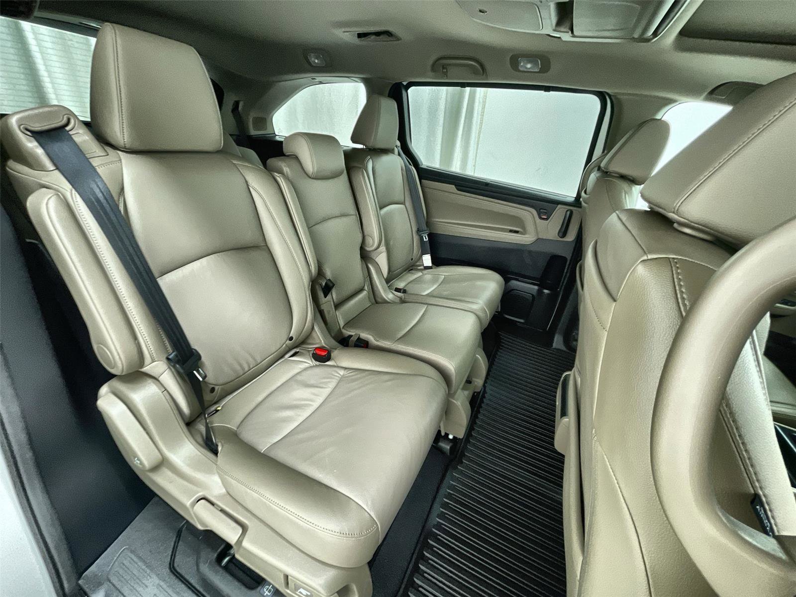 Used 2019 Honda Odyssey Elite image 32