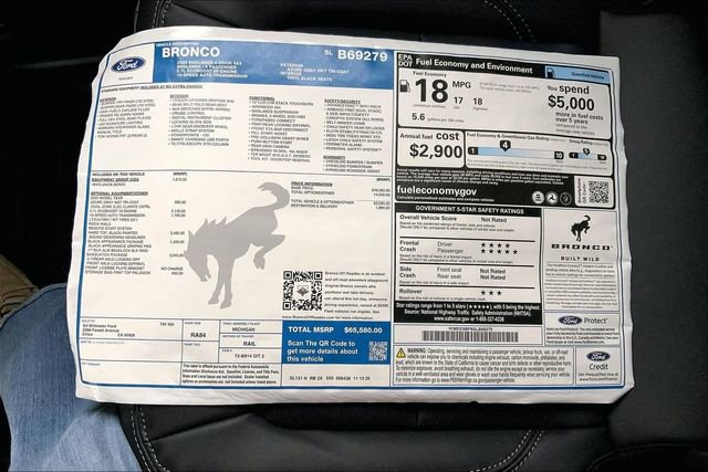 New 2025 Ford Bronco Badlands w/ Sasquatch Package image 14