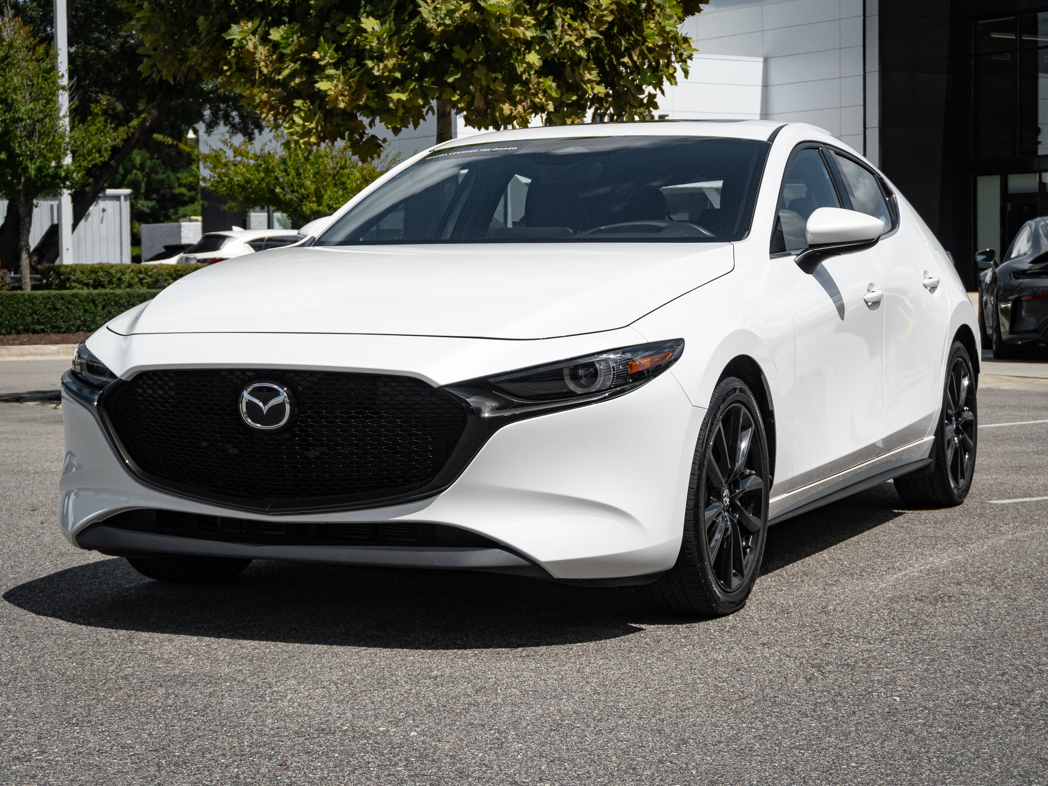 Certified 2025 MAZDA MAZDA3 2.5 S Hatchback w/ Premium Pkg FWD image 5