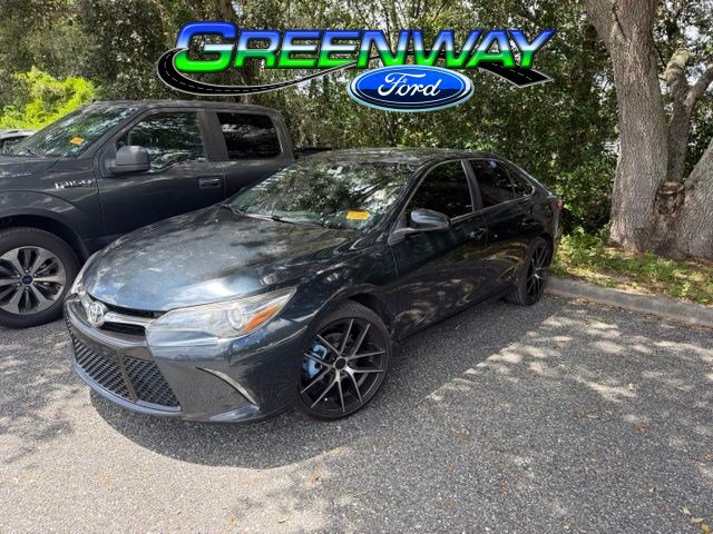 Used 2017 Toyota Camry SE