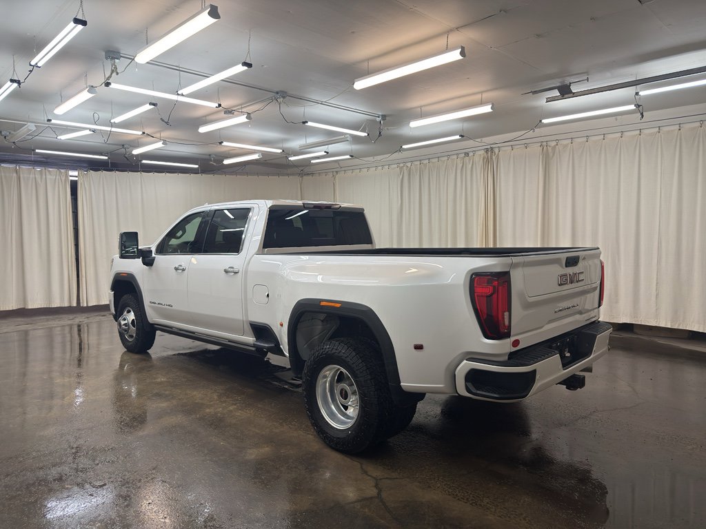 Used 2022 GMC Sierra 3500 Denali image 11
