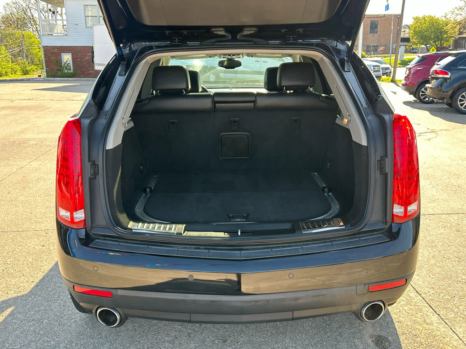 Used 2014 Cadillac SRX Luxury image 6