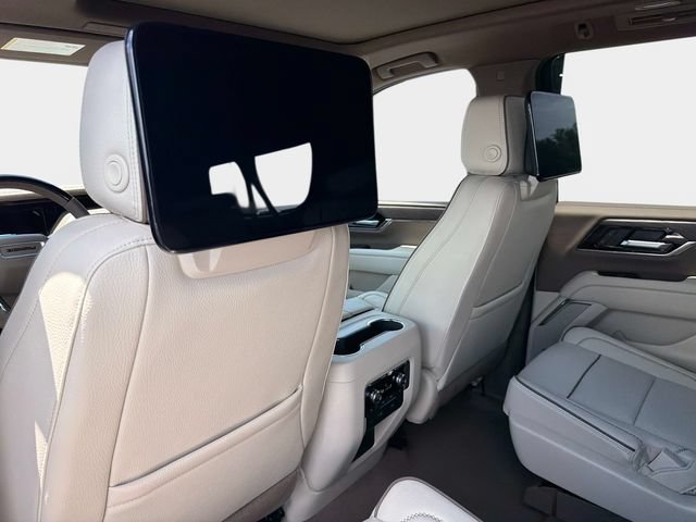 New 2026 GMC Yukon XL Denali w/ Denali Reserve Package AWD/4WD image 13
