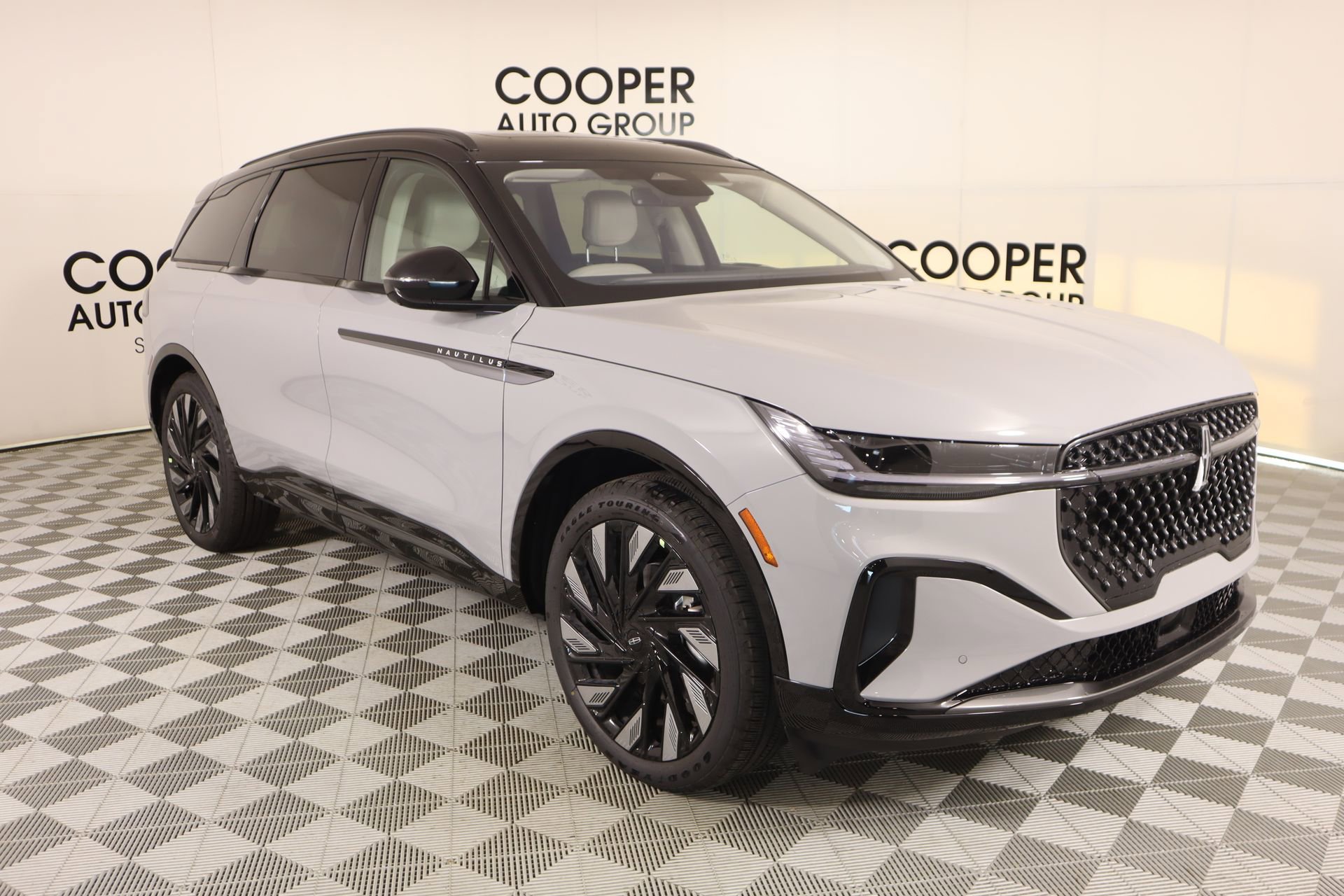 New 2026 Lincoln Nautilus Reserve AWD/4WD image 1