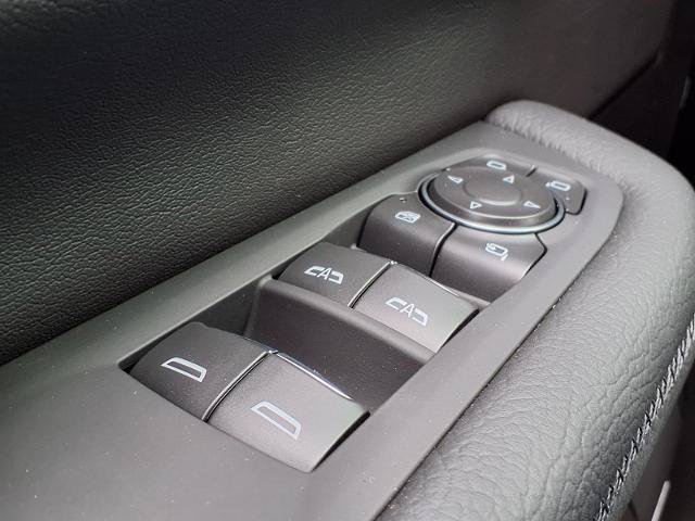 New 2026 GMC Yukon Denali w/ Denali Reserve Package RWD image 17