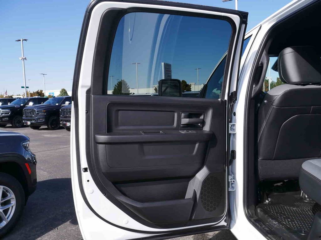 New 2026 RAM 3500 Tradesman w/ Chrome Appearance Group A AWD/4WD image 14