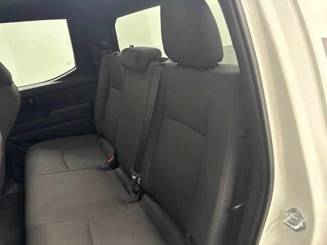 Used 2025 Toyota Tacoma SR AWD/4WD image 17