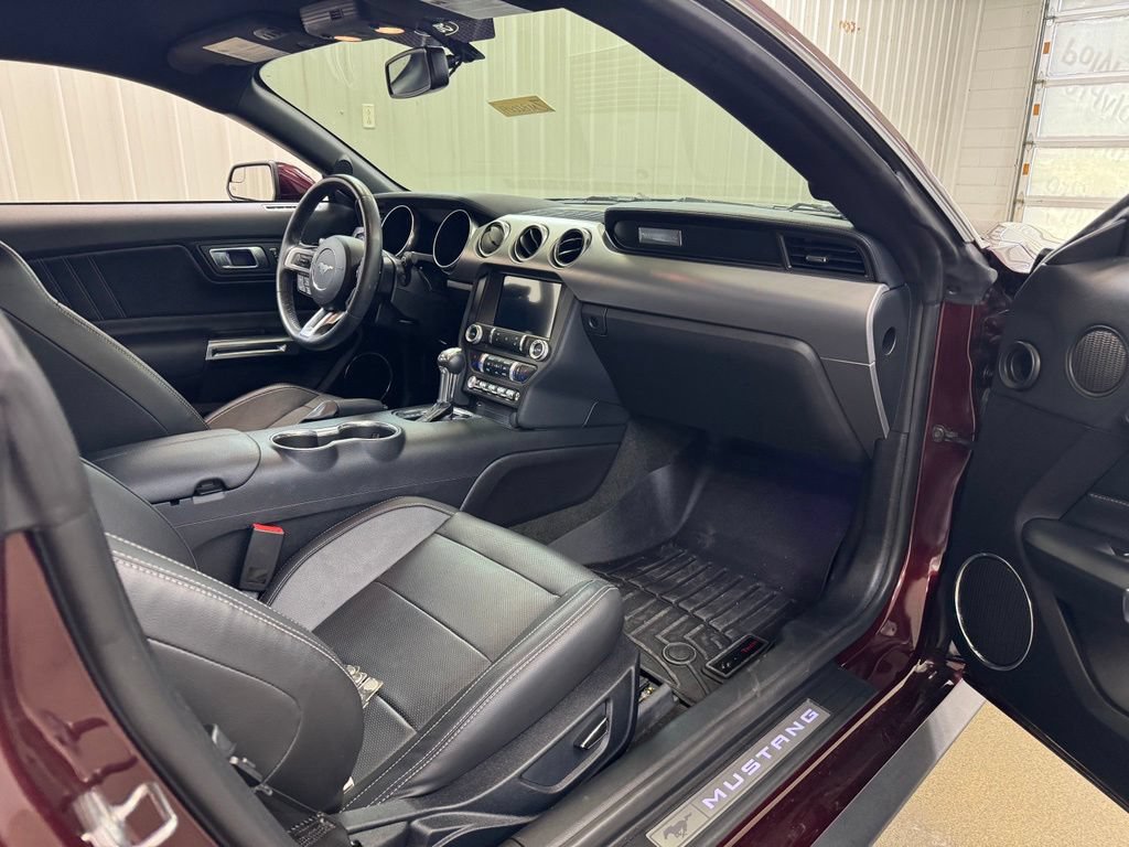 Used 2018 Ford Mustang GT Premium RWD image 24