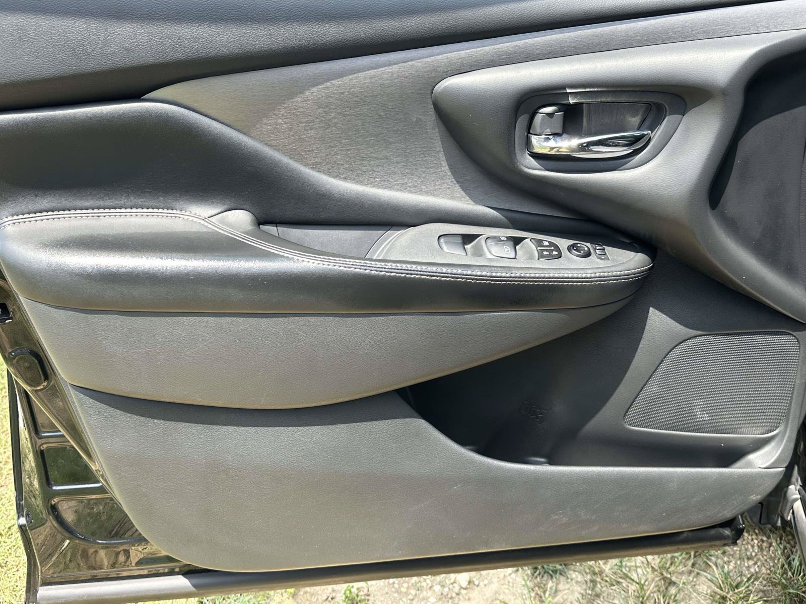 Used 2020 Nissan Murano SV AWD/4WD image 19