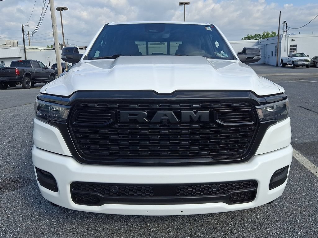 Used 2025 RAM 1500 Big Horn AWD/4WD image 2
